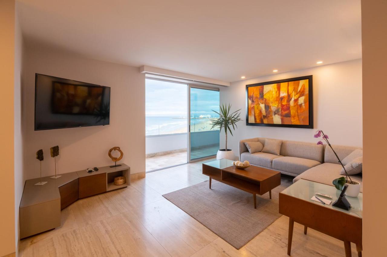 Habitación Suite Junior del hotel ORO VERDE MANTA